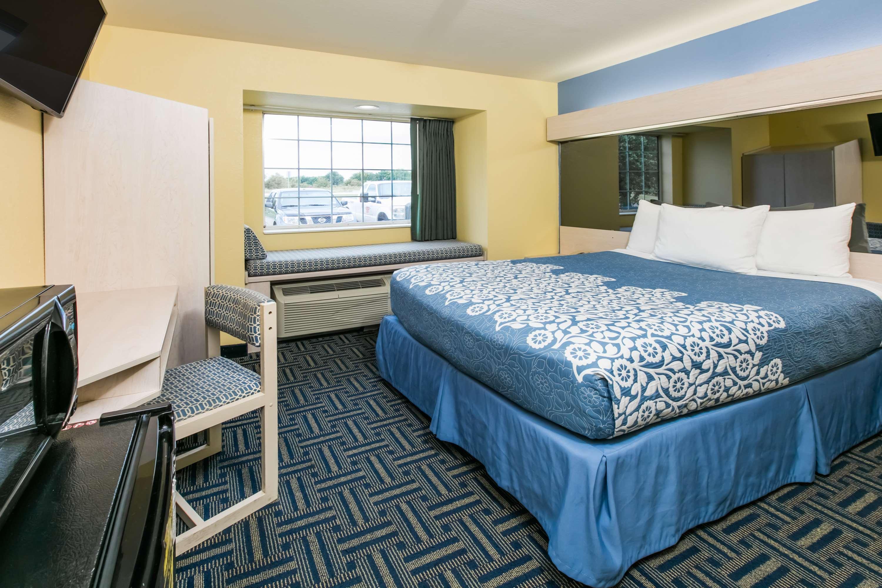 Days Inn Pryor Creek Exterior photo